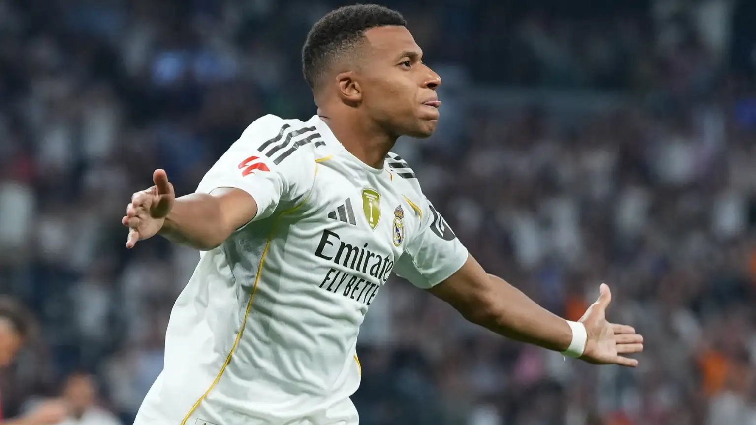 Mbappenin dublu ‘Real Madrid’i zirvəyə daşıdı